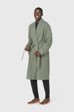 Free FWD Men's All Day Robe