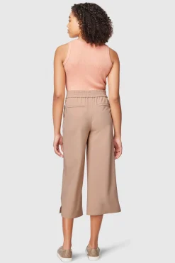 Friday FWD Women's Cropped Woven Pant