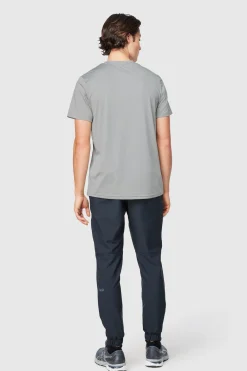 FWD Men's Core Basic Tech Tee