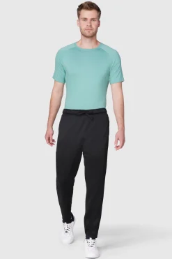 FWD Men's Core Outdoor Tapered Jogger