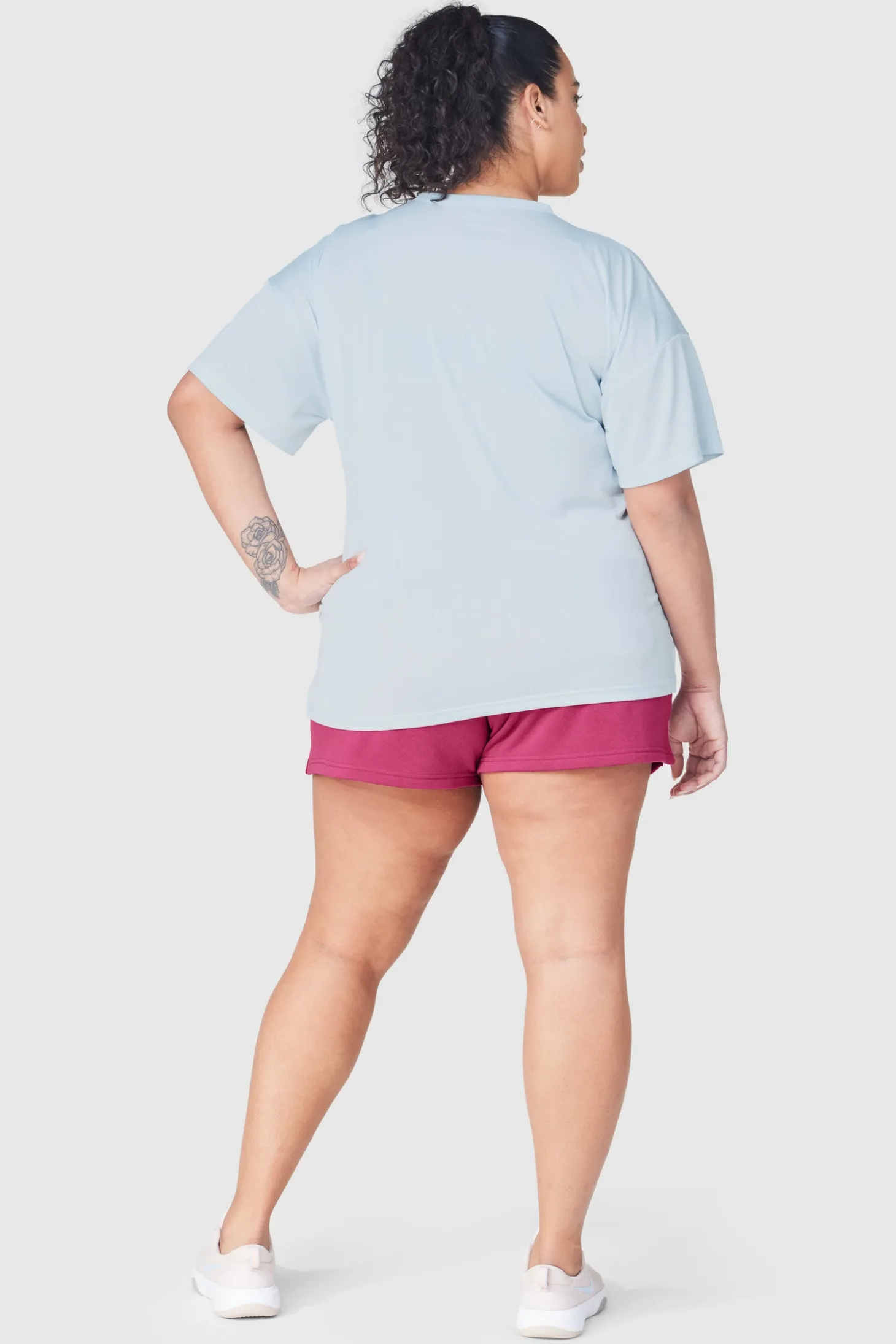 FWD Women's Core Drop Tail Tee