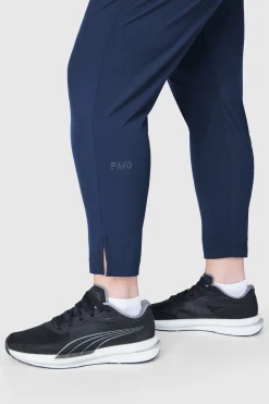 FWD Women's Core Stretch Woven Pant