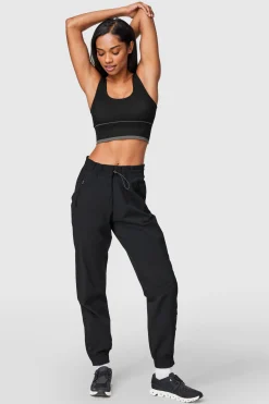 FWD Women's Seamless Light Support Logo Bra