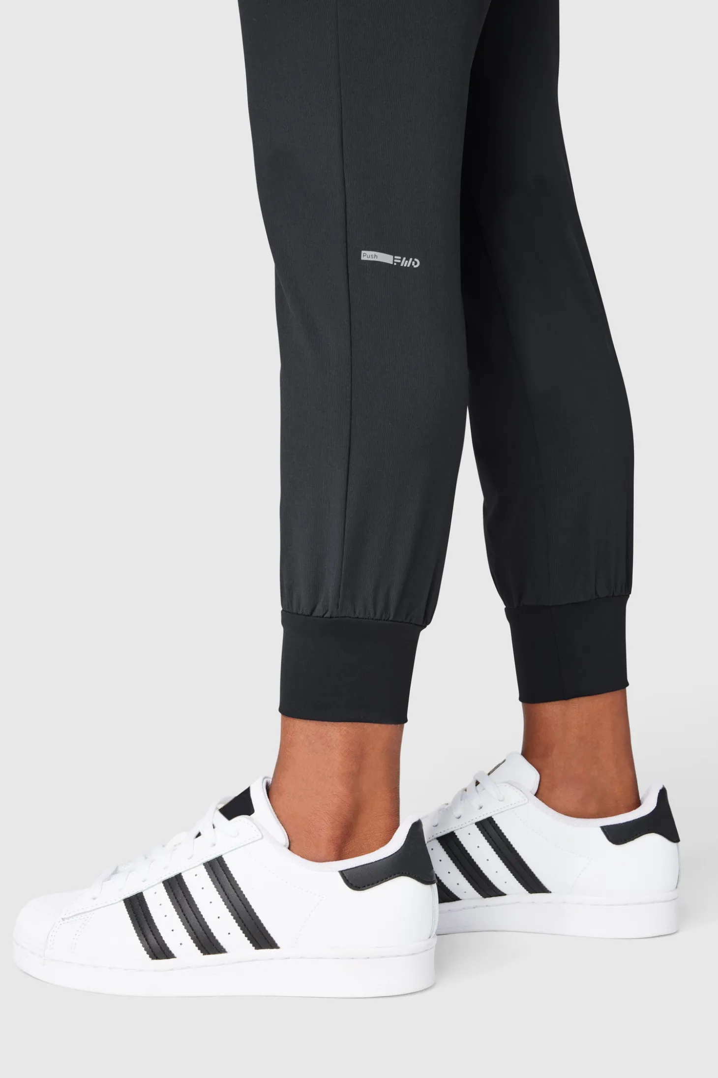 Push FWD Women's Strech Nylon Slouchy Jogger